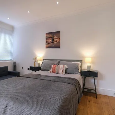 Centre, Spacious, En Suite, Free Wi-fi * Bristol