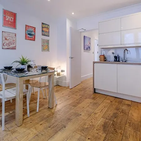 Apartment Centre, Spacious, En Suite, Free Wi-fi